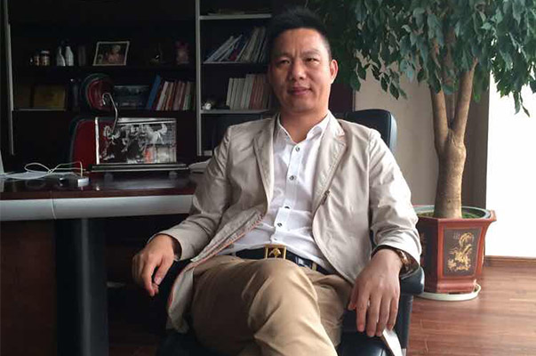 إعداد CISMA2007 ز جيد مرحلة جديدة - مقابلة مع هوانغ، المدير العام لغرام تشجيانغ جيا محددة ماكينة الخياطة المحدودة